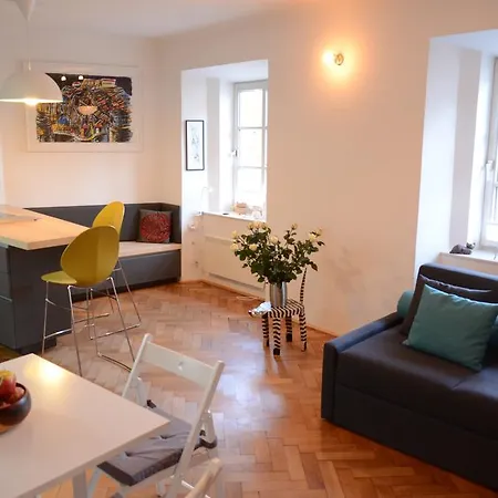 Studentovska Apartmán *